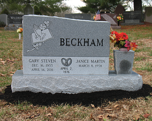 Beckham Companion Upright Memorial
