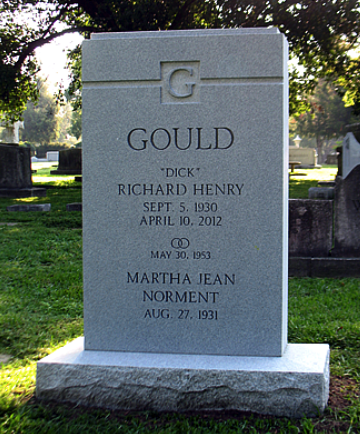Gould Companion Upright Memorial